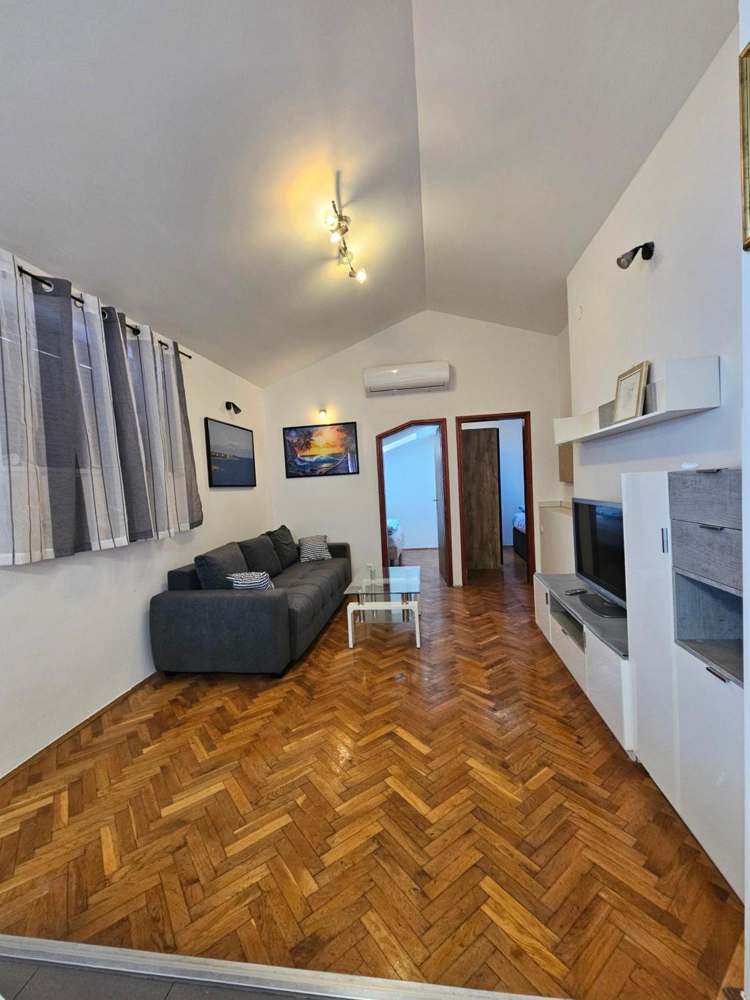 Apartman Sea View Vantacici Luaran gambar