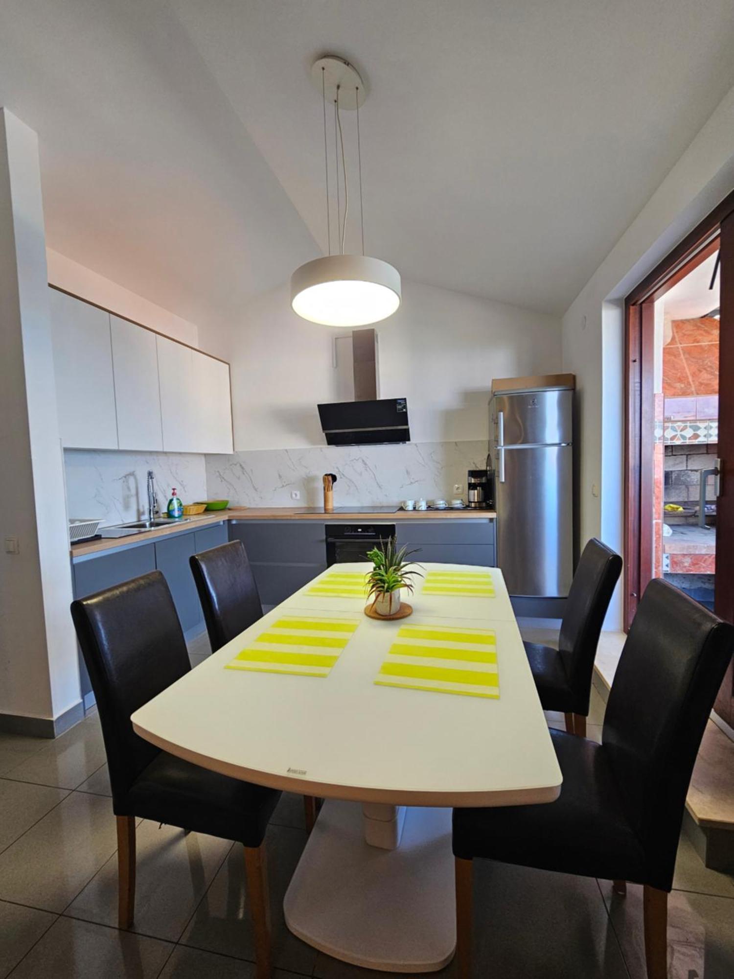 Apartman Sea View Vantacici Luaran gambar